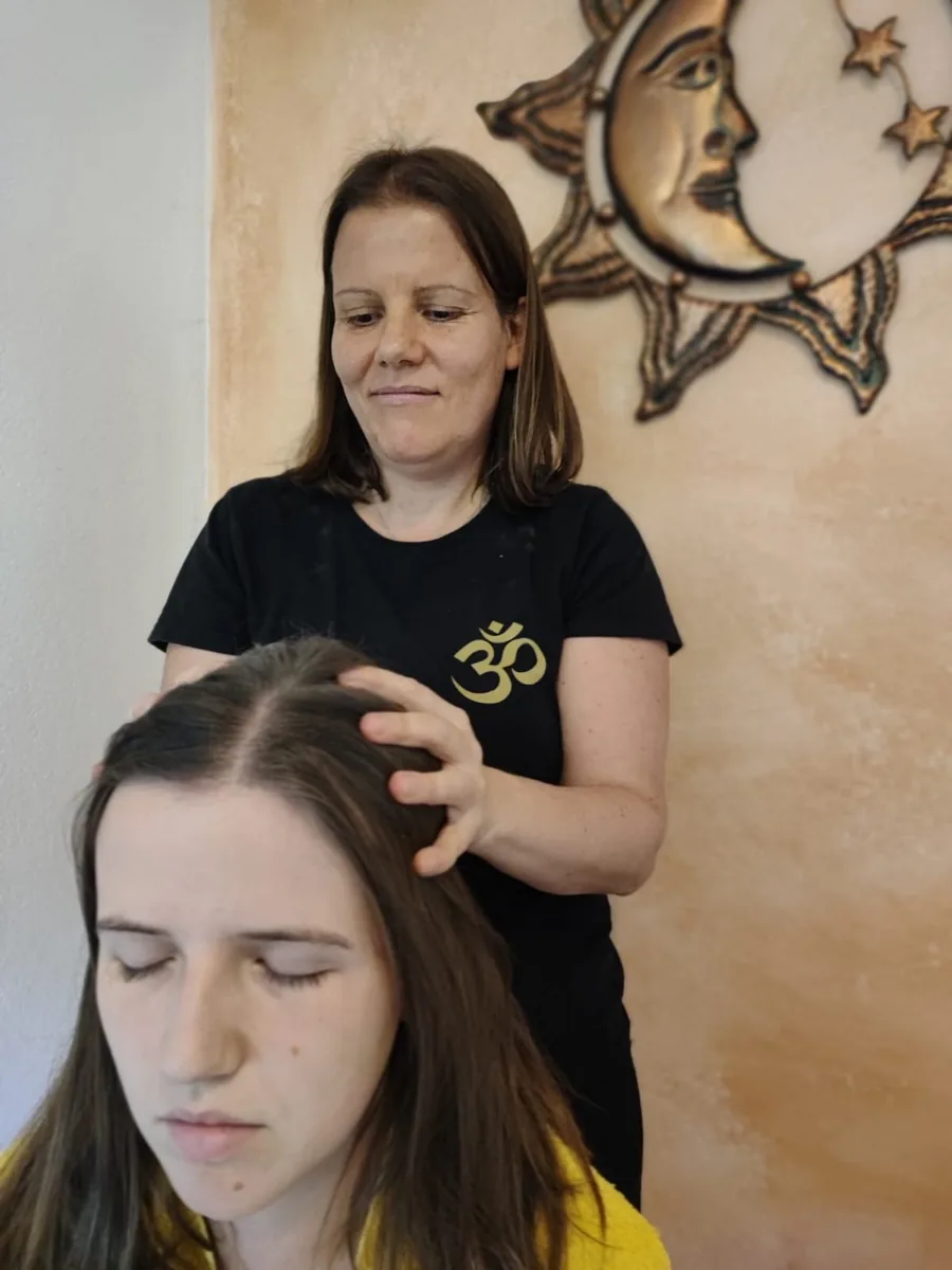 Shiroabhyanga Kopfmassage – Entspannung für Kopf, Schulter und Nacken